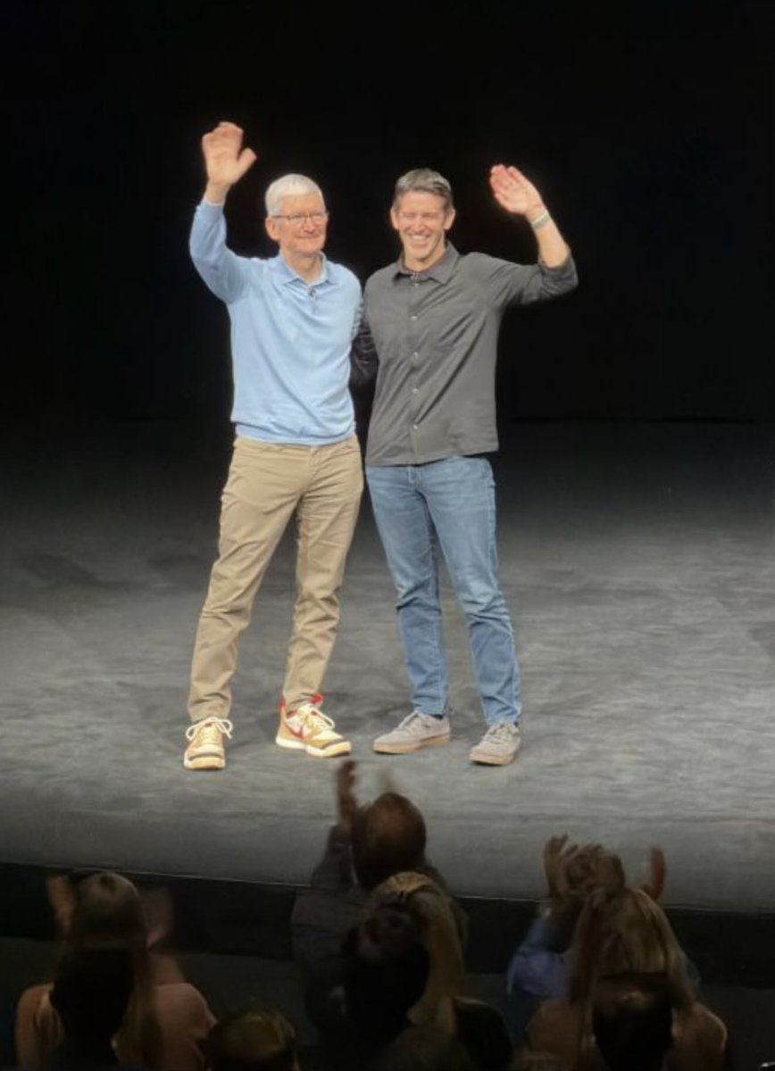 markgurman's tweet photo. A photo from inside the Steve Jobs Theater of the Cook and Ternus town hall this morning. https://t.co/u0KS4tRV8A