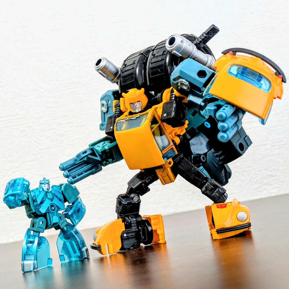 リフリョクター tweet media