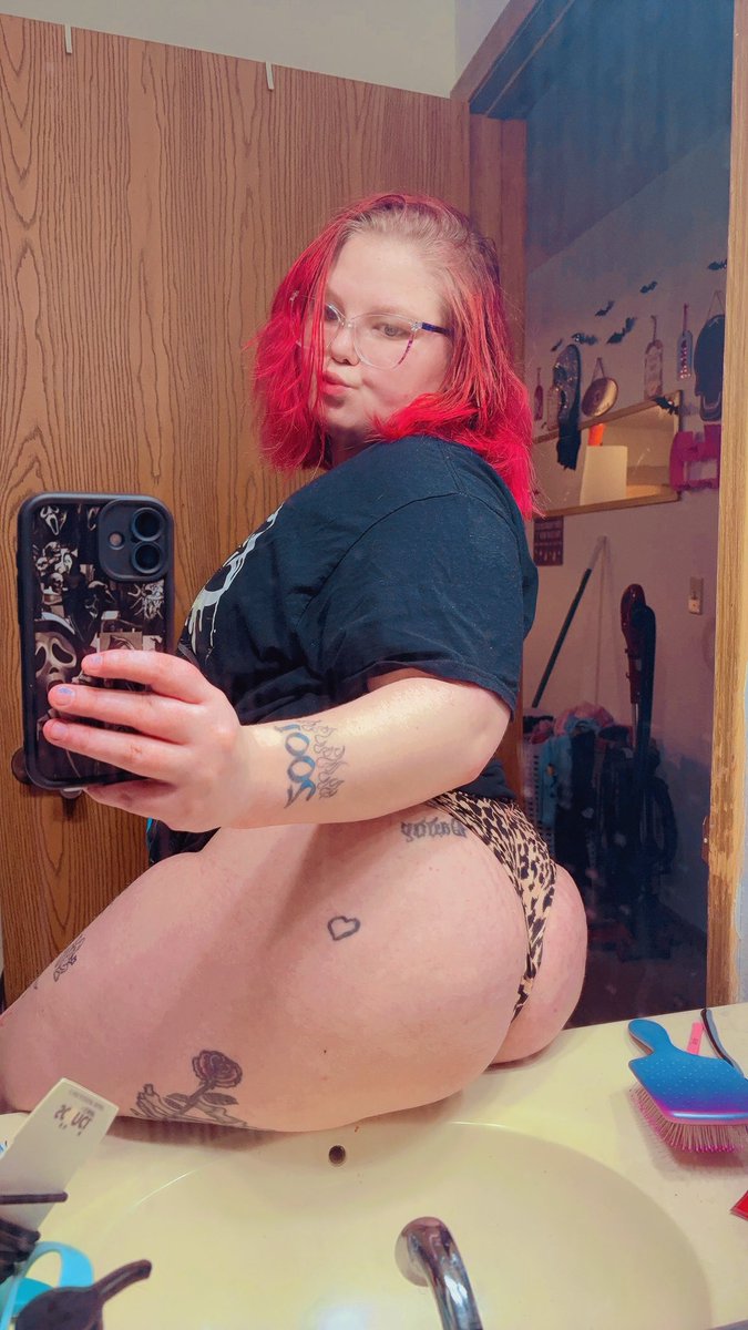 OhKayBubbles's tweet photo. Subscribe daddy💦😜
https://t.co/Ki9KLFmW6C

#explorepage #bubbles #sexy #thick #ass #onlyfans #milf #baddie #follow #like #share #teen #problem #sex #wataa #twerk #teenagegirls #adult #nsfw #squirting #squirt #redhair #daddykink #paypig #sugardaddy #SugarBabies #explore #submission