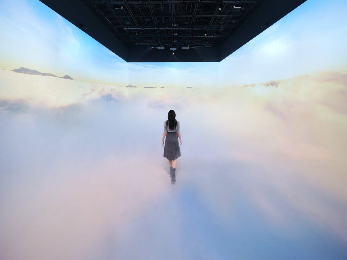 wow_tokyo's tweet photo. WOWは4/25(土)から日本科学未来館にて公開される没入型インスタレーション「Voyage 未踏のむこう」「Sky 雲の旅」のプランニング・演出・制作を担当。惑星探査と気象観測をテーマに現象の奥に潜む未知や美しさを豊かなスケールで描き出し、宇宙や地球の壮大さと出会う旅を創出しました🌏☁️🚀🪐
▼詳細
https://t.co/S7yvNOvn2L
画像提供 : 日本科学未来館
写真 : 細川 比呂志