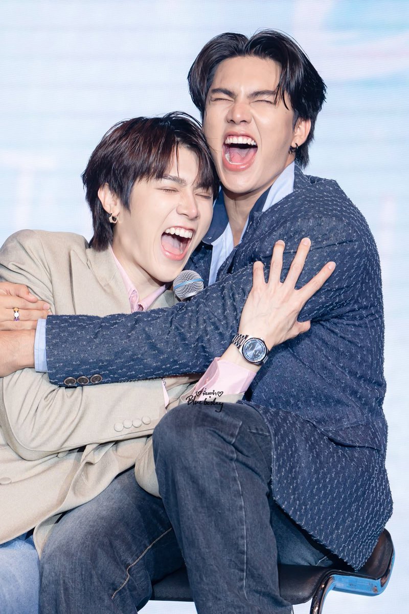 Ollya185's tweet image. #HaveAPeachfulDay
#HaveAFortFTSDay

Good morning, babies!    Wishing you a beautiful day!

@peatwasu @fort_fts 
#Peatwasu #CaptainPeat #FortFTS #ComeFortZon #BabyFeat #FortPeat