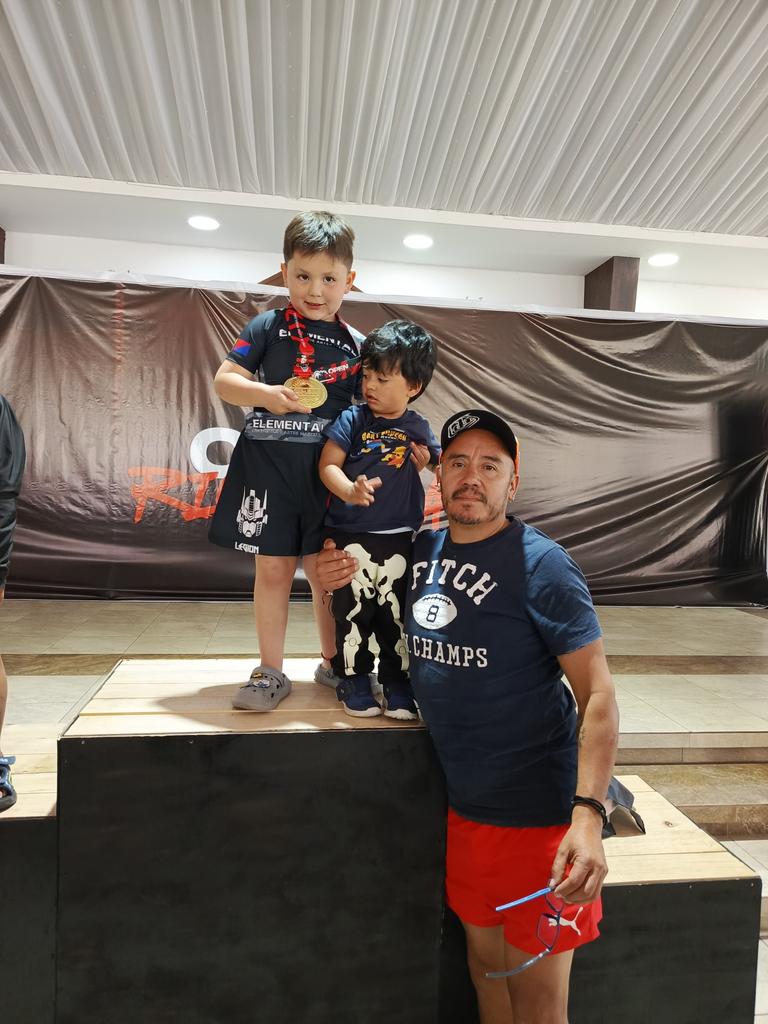 pato2guffy's tweet photo. https://t.co/uCm05sOZFq