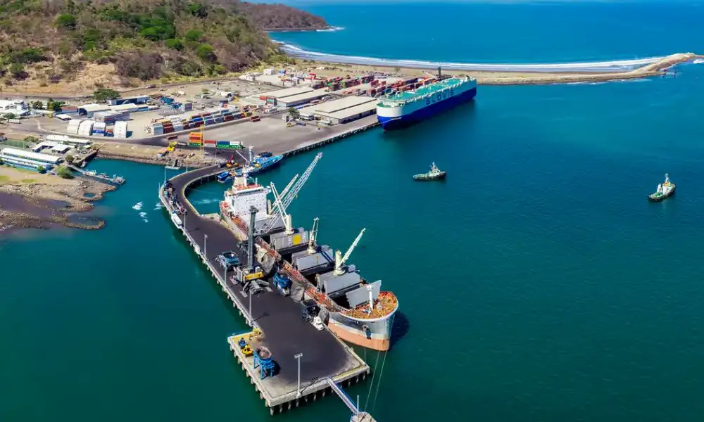 LaPrensa.cr tweet media