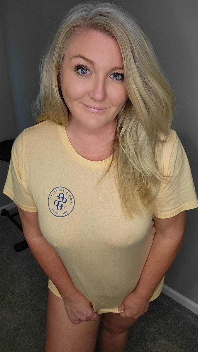 Ms Zoesxx tweet media