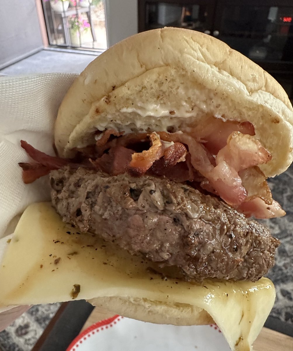 Lee 🇺🇸 tweet media