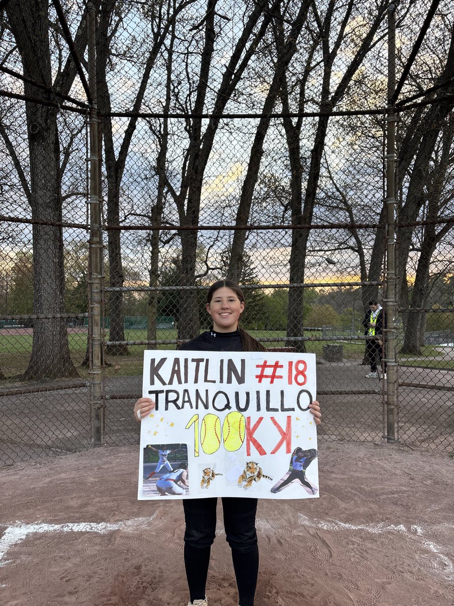 MamaroneckSoft's tweet image. MHS 9 Ossining 4
K. Tranquillo  100 career Ks WP 9K 3ER
C. Barnes 2B
L. Cordova HR 3B 2RBI 2RS
G. D’Angelo 2H 2B RS
I. Zacchino 2H 2RS RBI
S. Bauer 2Bx2 RBI 2RS
M. Schein 2H 2RBI RS
G. Intravaia H 2RBI
#winasone 🐅🥎
@LoHud_Debbie @mhsvarsitysport @KDJmedia1