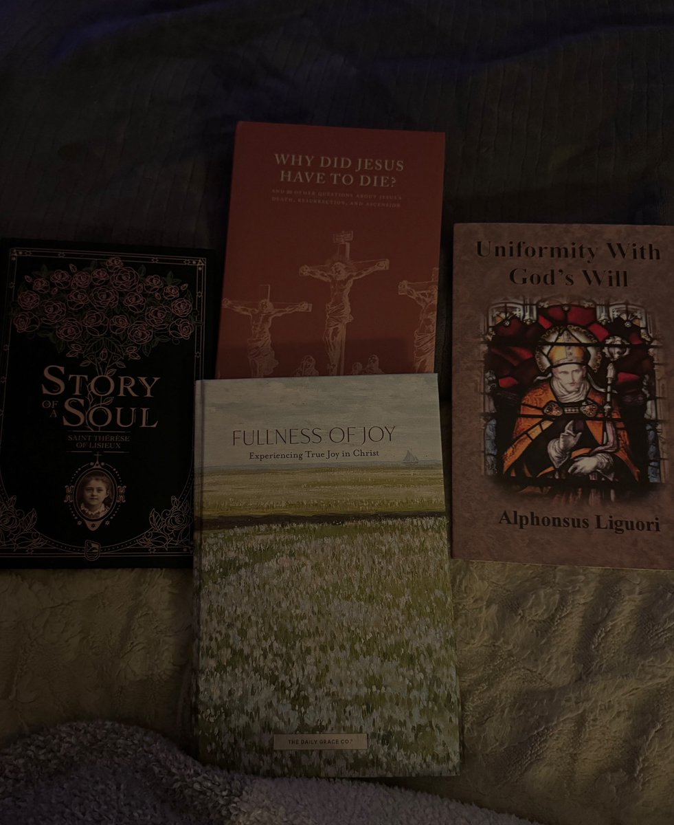 Nicole | Niclucylife tweet media