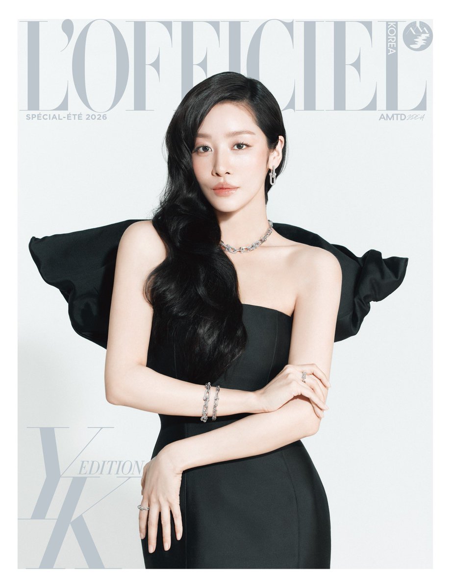 [아티스트]

<로피시엘 YK에디션> 커버 공개✨

우아한 분위기로 시선을 장악한
주영 배우의 프로포션💫

더 많은 컷과 자세한 인터뷰는 
'로피시엘 YK에디션' 
2026년 여름 스페셜호에서

#CHAJOOYOUNG #로피시엘 #화보 #차주영