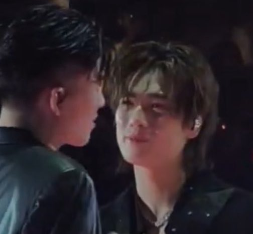 Tiny เทนี่ 🌱 || PHUWIN LERTRATKOSUM era tweet media