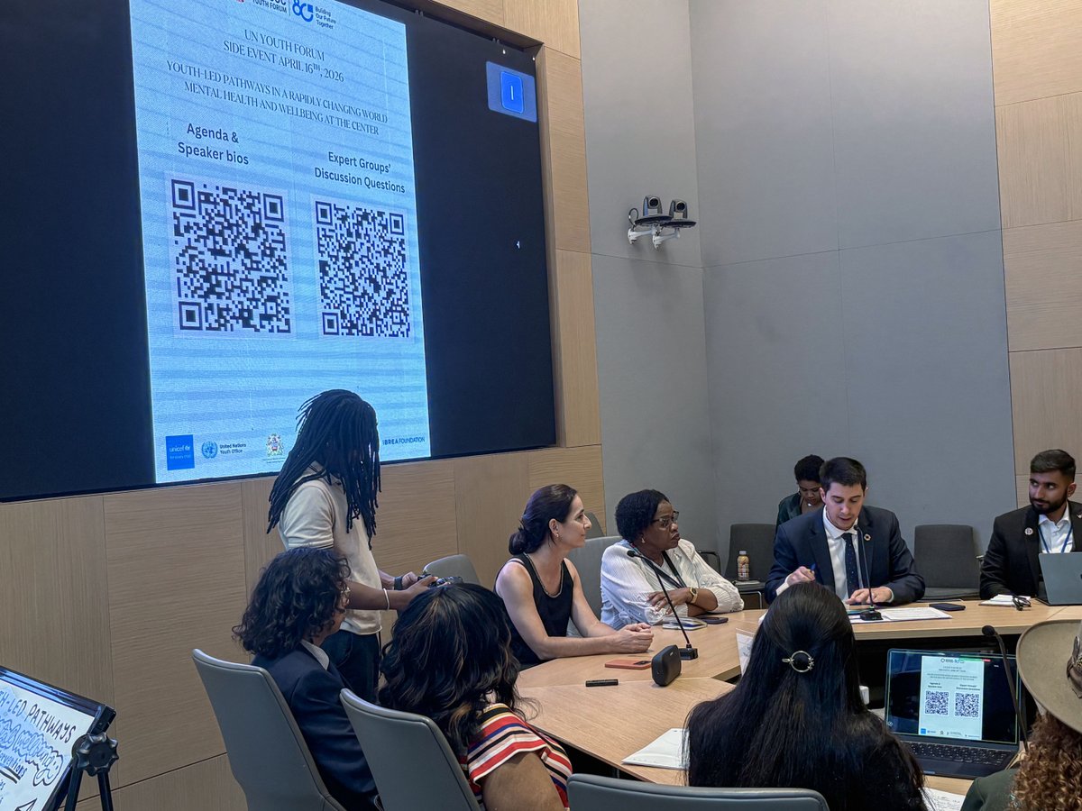 UNYouthAffairs's tweet image. ASG @FelipePaullier joined @MalawiUN, @ibreafoundation and @IrishMissionUN for a high-level dialogue on youth mental health. During the discussion participants exchanged their reflections on today's #MentalHealth challenges.