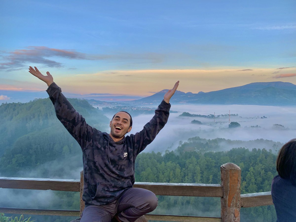 itilberkuda's tweet photo. Morning #bandung... 
Cuaca ny cahhhduuuuuuu
Tiap hari kesini boleh g sih? https://t.co/4pkbBPxrmp