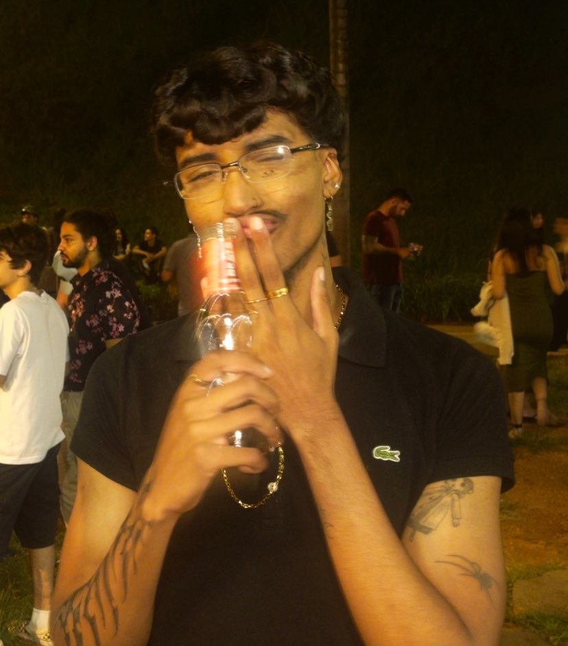 poison leech 🦇 tweet media