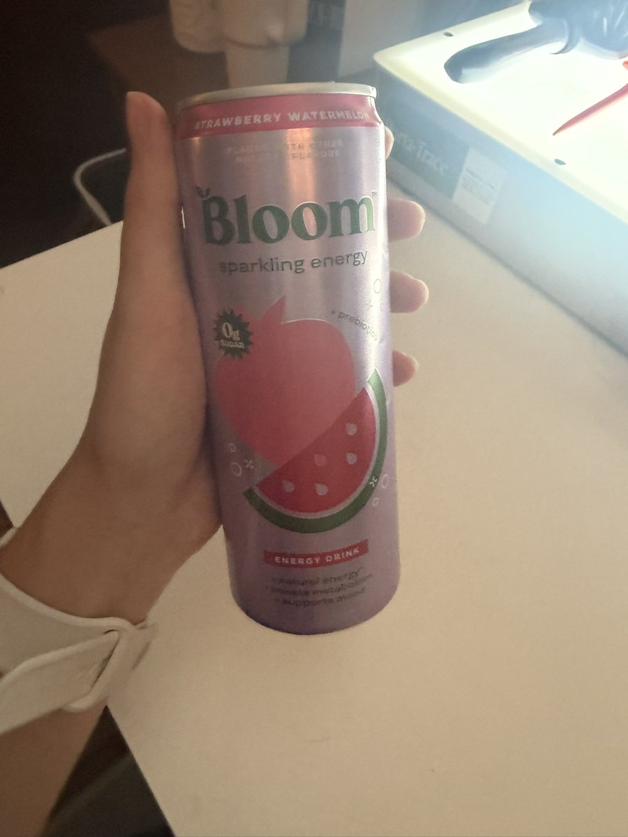 lilliana | day 0 🖤🐍 tweet media