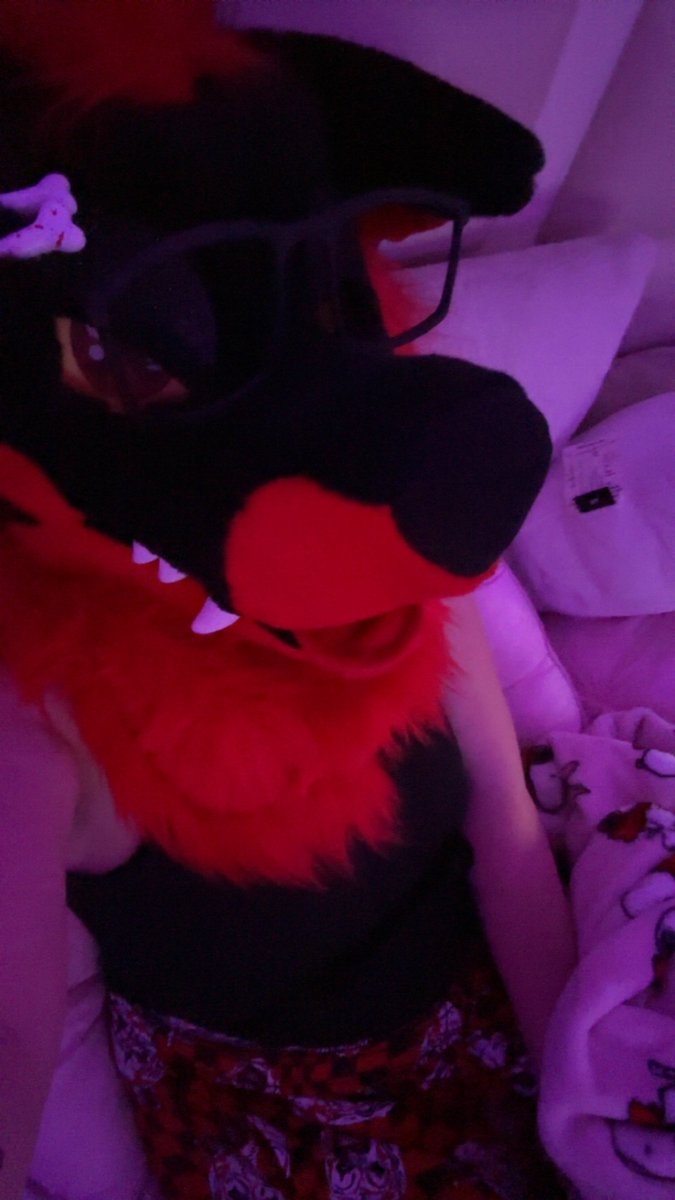 ⚠︎𝑺𝒊𝒍𝒂𝒔⚠︎ tweet media