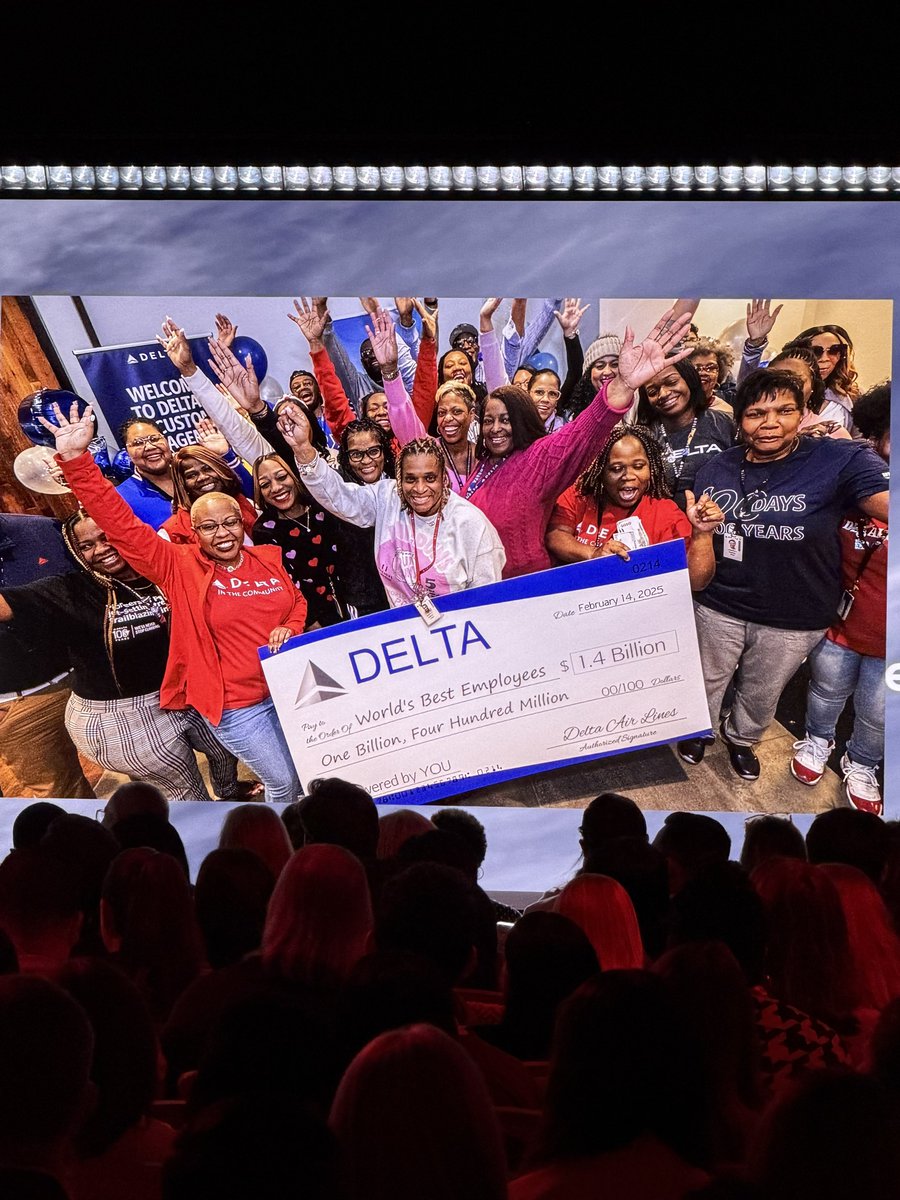 tmgarrison's tweet photo. @Delta Ed Bastian talks with @MBushGPTW from @GPTW_US about bankruptcy, turnaround, rewarding employees and how Delta ensures that front-line employees share significantly in the success of the company. https://t.co/VcA4VhV3dB