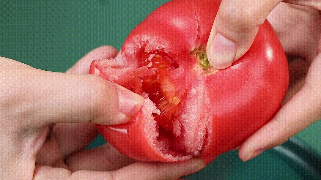 Heidi Surbeck tweet media