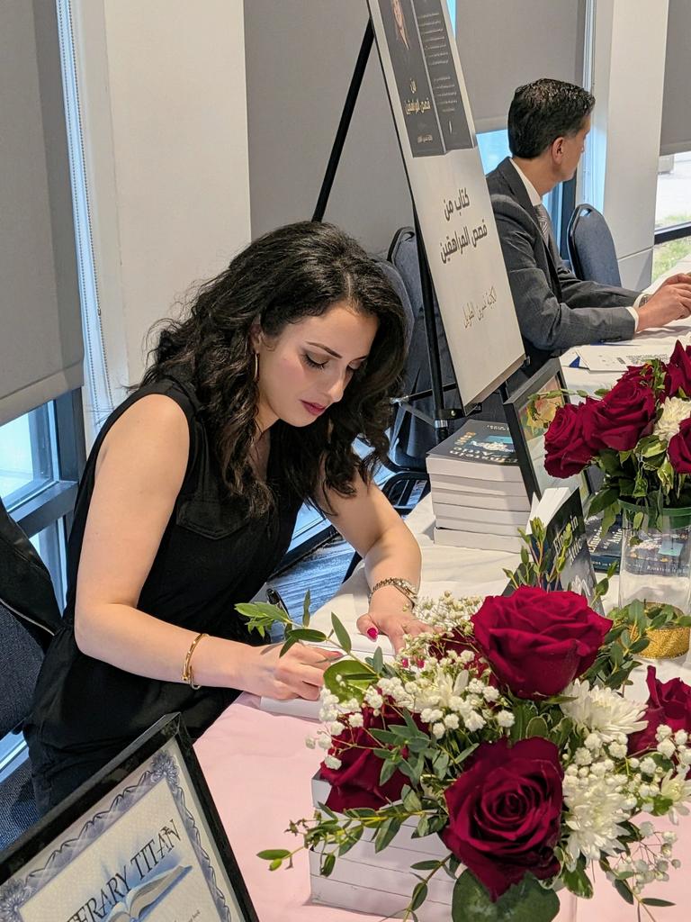 dana_dargos's tweet image. She’s dealt with a lot these past few days… but she’s back.

What’s something that’s helped you find your strength again when life tried to knock you down?
.
.
#AuthorLife
#WomenWhoWrite
#Resilience
#CreativeJourney
#WritersOfInstagram