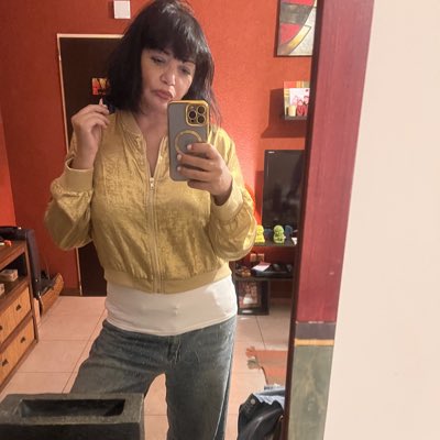 SolPassucci's tweet photo. #NuevaFotoDePerfil https://t.co/kSmZukksXZ
