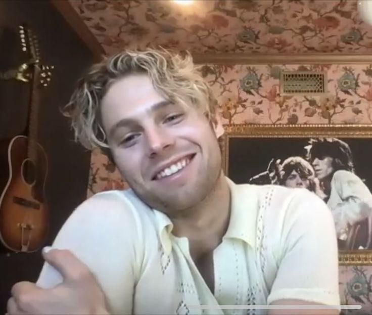 kacie hemmings ⋆⭒˚.⋆ tweet media