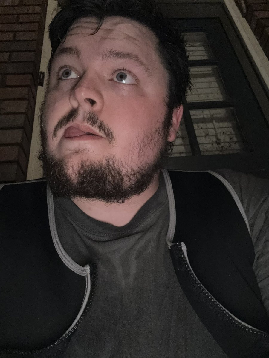 XAvengedxWolfX tweet media