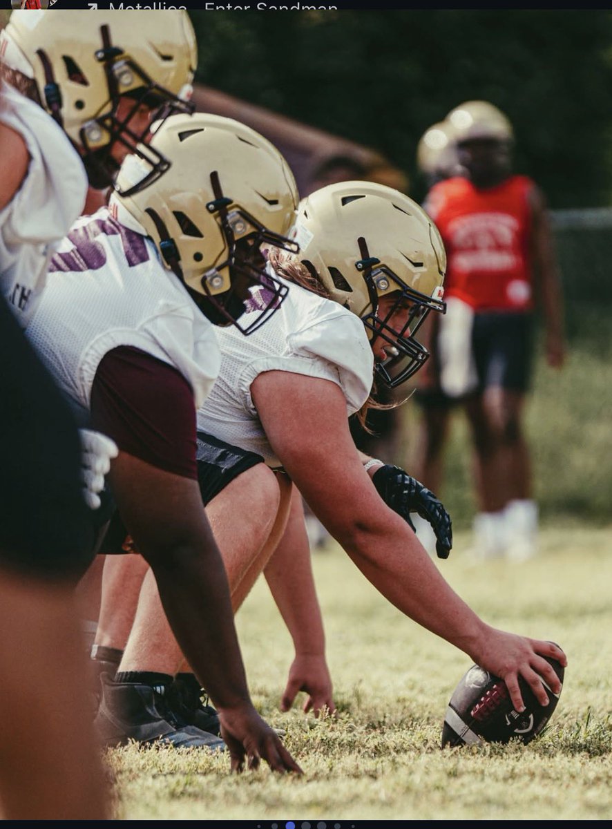 CoachNinoDBE323's tweet photo. Spring Ball In Full Effect…
@AthertonFootbal
#KnowAGuyWhenYouSeeOne
#BigAFactory https://t.co/ZC1olzkKab