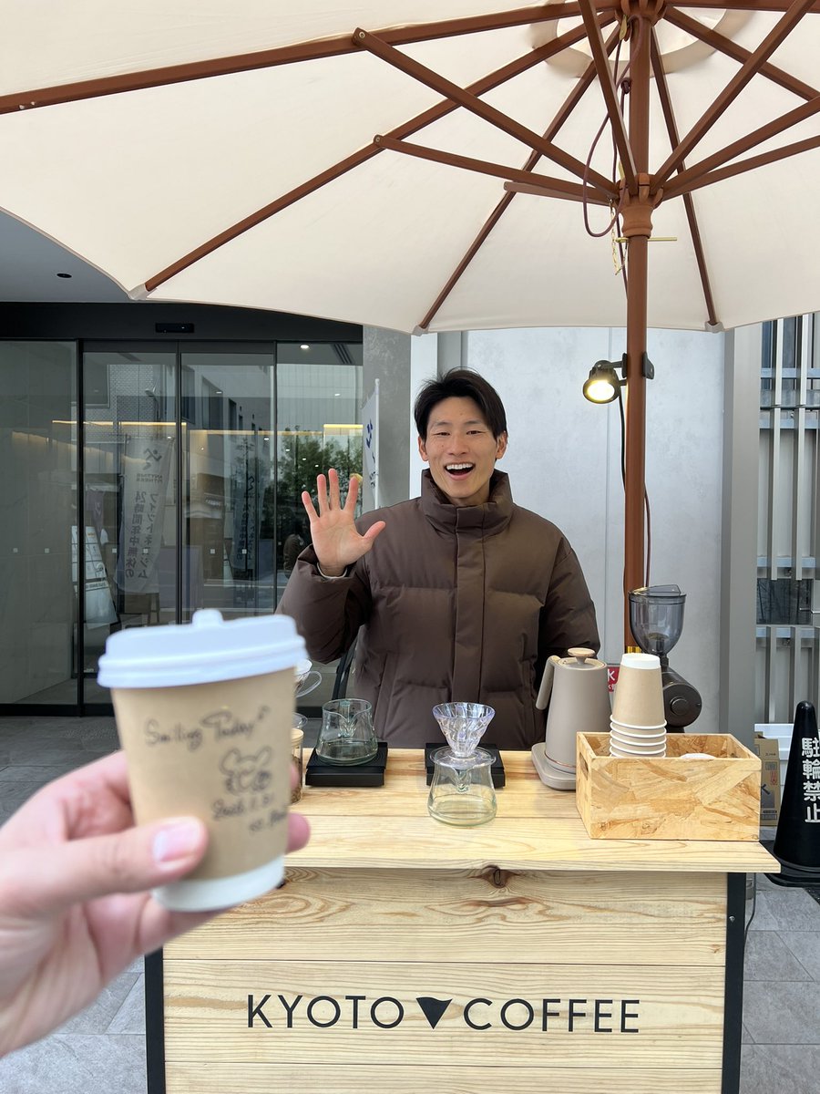 _ArashAB's tweet photo. S/O to the best coffee I’ve ever had https://t.co/cnVa3IXhhn