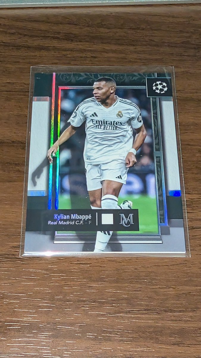 moerscards tweet media