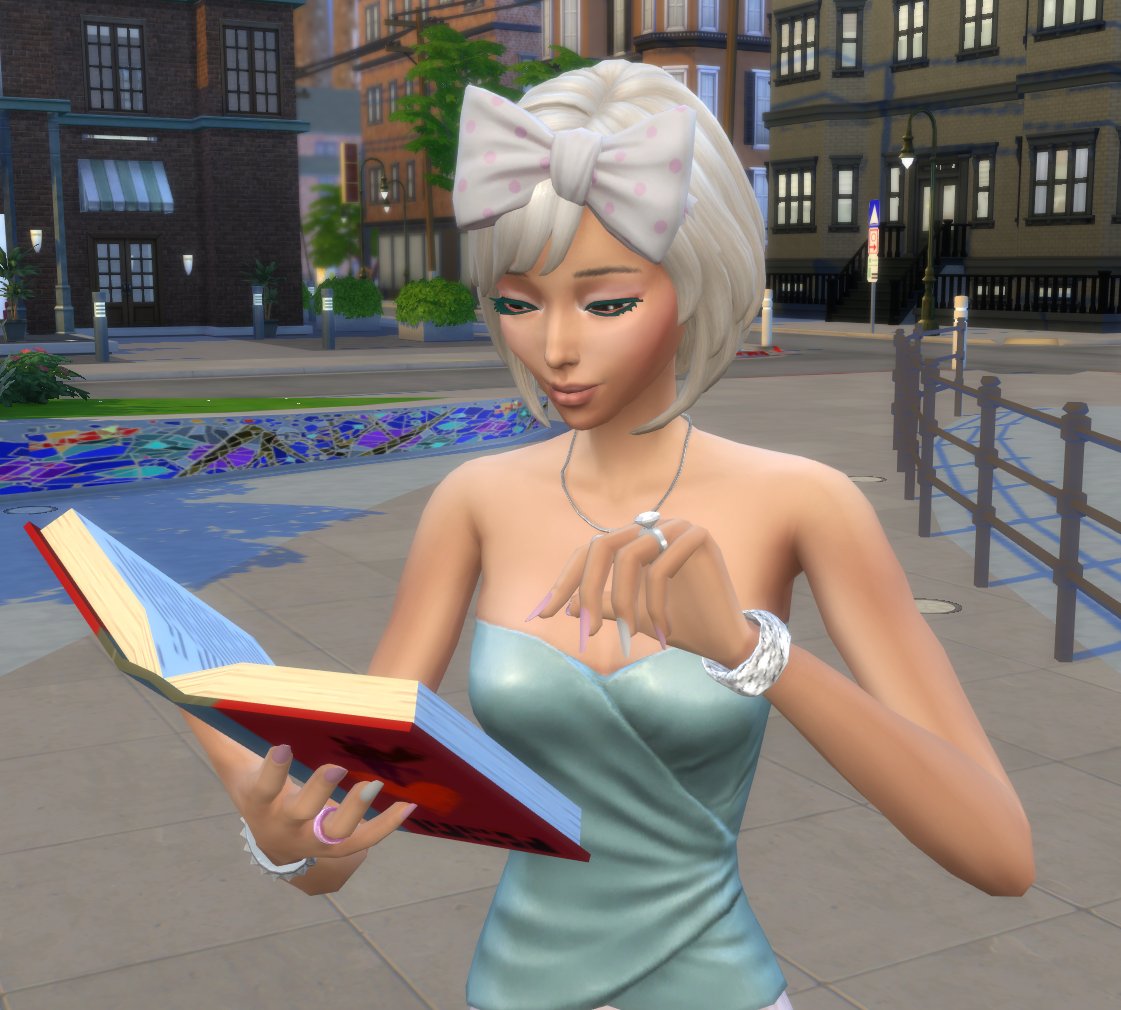 bunniefloss's tweet photo. testing ts4 on my new pc &amp; made this queen 😘 https://t.co/nc0kpYRLuH