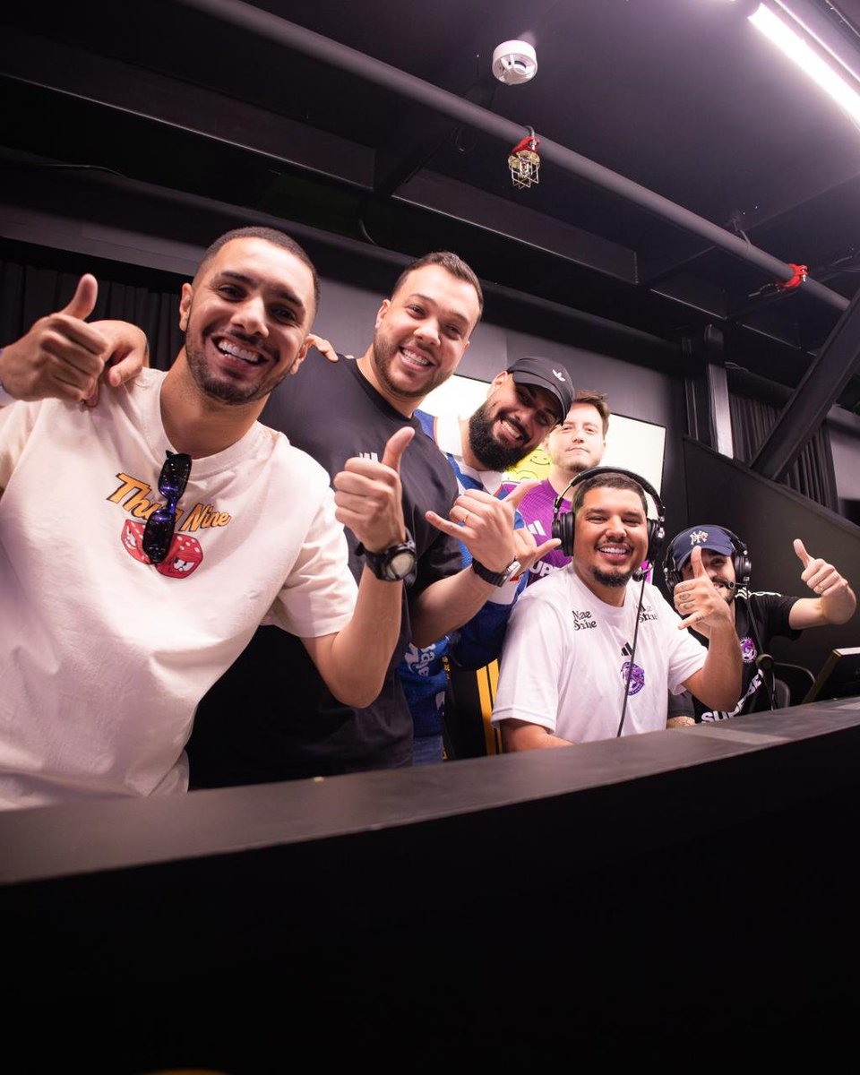 Dibrados_fc's tweet photo. A CABINE MAIS BRABA DA KINGS! 🐍🟣 https://t.co/iBEKxjb4Ai