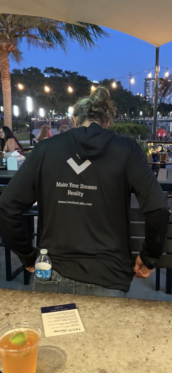 Looshes Labs tweet media