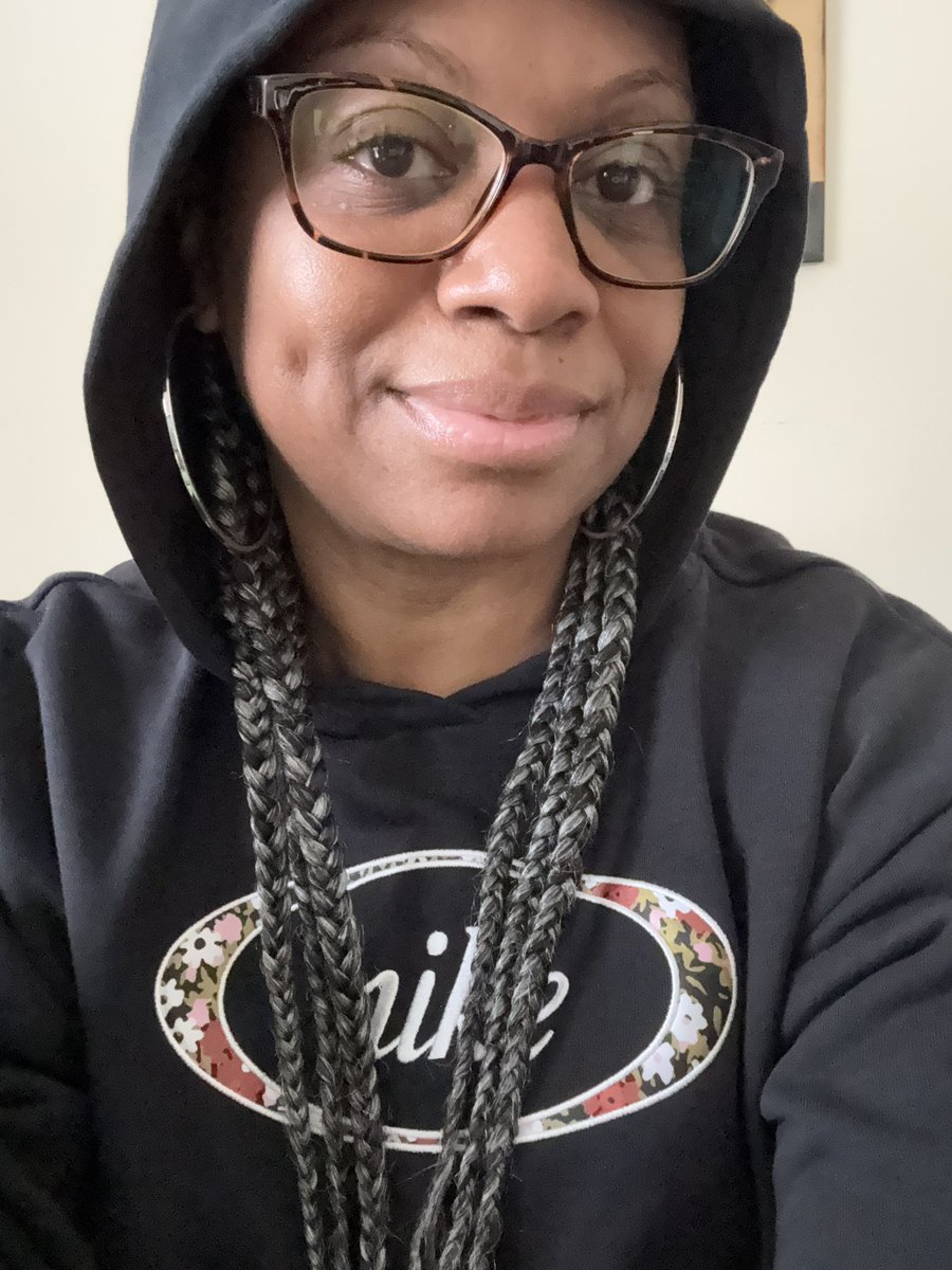 ElleDot DubDot the Master of Sarcasm tweet media