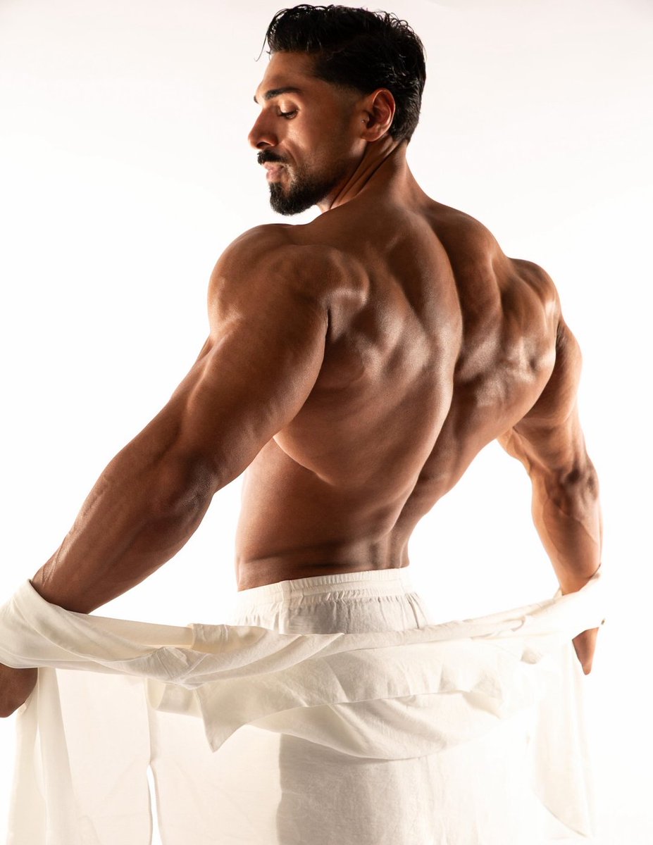 Muscles Anarchy tweet media