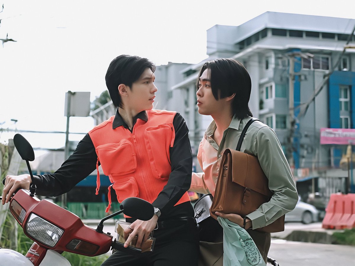 𝘤𝘩𝘦𝘳𝘳𝘺. tweet media