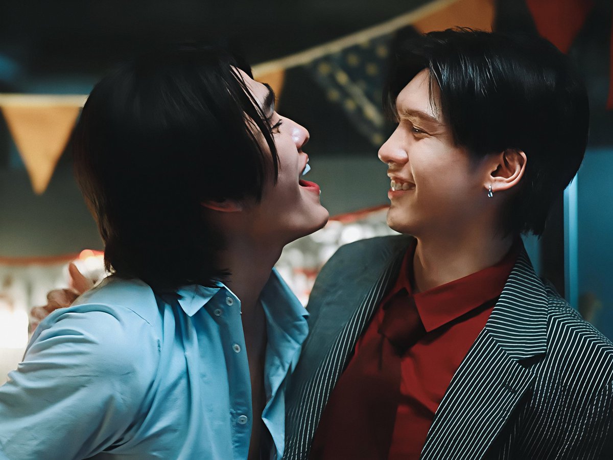 𝘤𝘩𝘦𝘳𝘳𝘺. tweet media