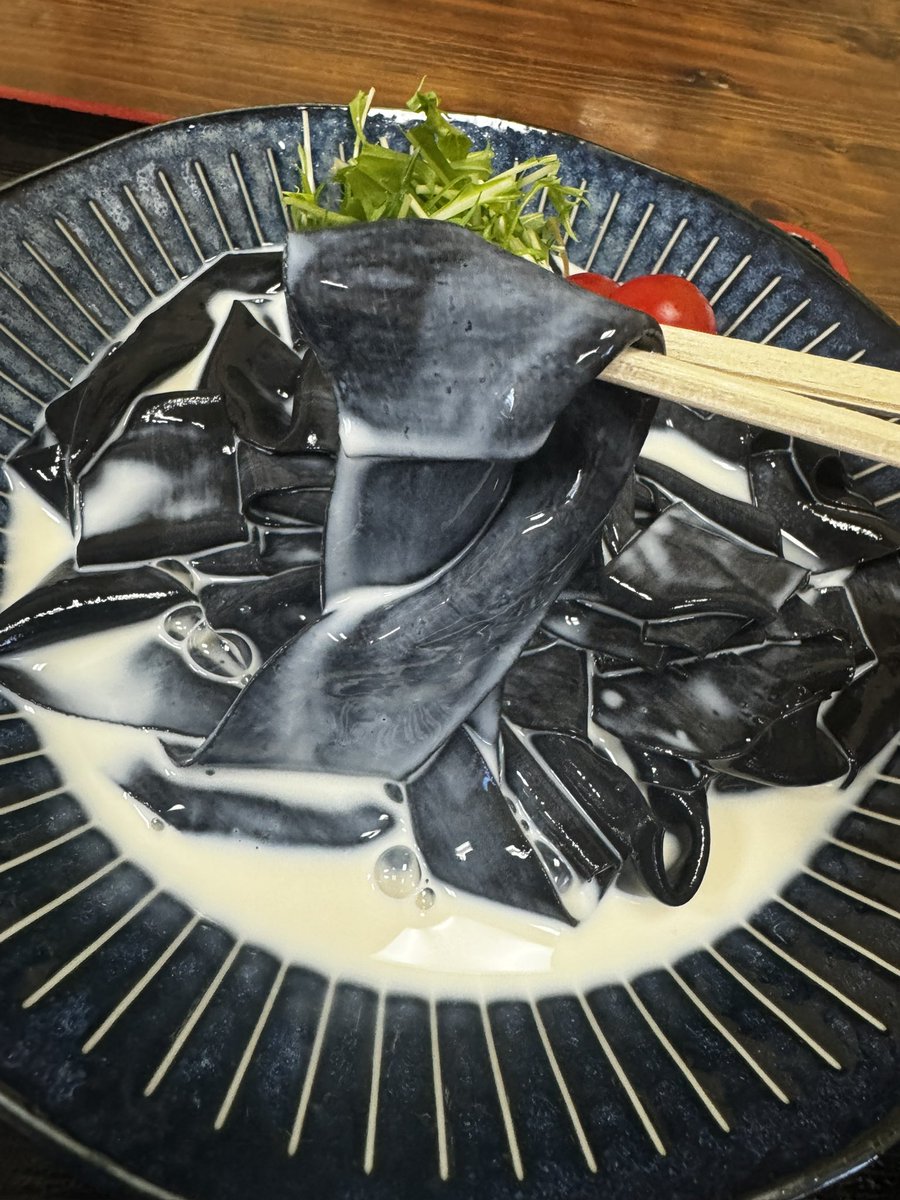 やしろあずき tweet media