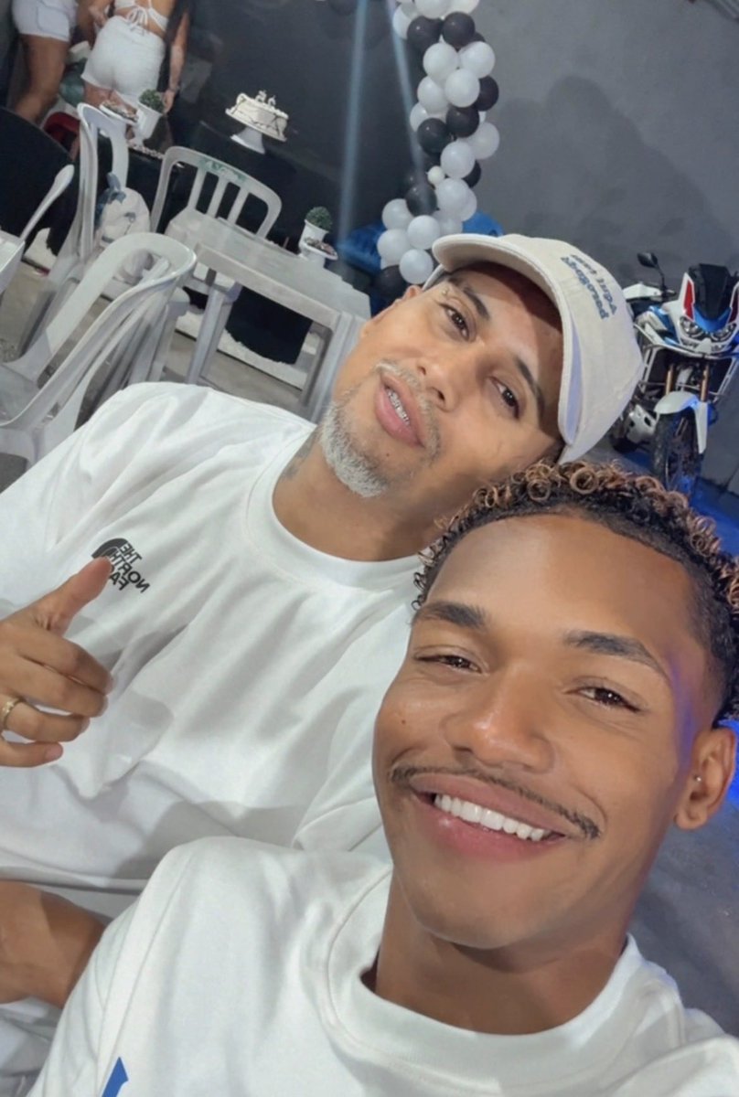 souonetinho's tweet photo. Eu sempre vou te amar… 😭💔
Você é tudo pra mim… minha vida, meu amor 😢🖤
Volta pra mim, por favor… 🥺💔
A saudade tá me destruindo… 😭🕊️ https://t.co/iifjLxwQ00