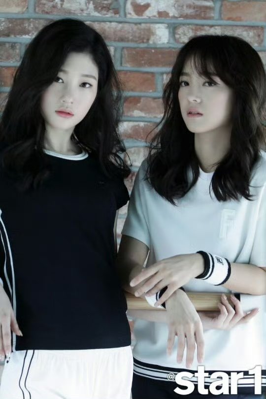 sejeopi_'s tweet image. 【2016.04.22】 📸Memories of #SEJEONG ~ 1st Magazine “Star 1 Korea” ❶

• What does I.O.I mean to Kim Sejeong?

Sunrise

• Sejeong and Somi were always vying for first and second place, unintentionally becoming competitors.

I really hate that kind of composition. I've also