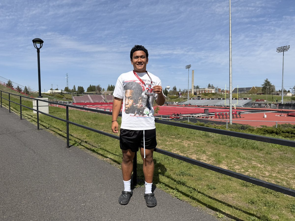 Losi Asiata tweet media