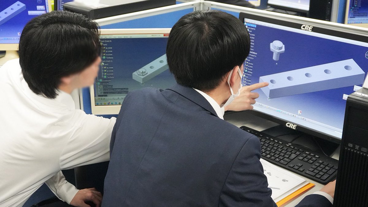 cre_since1991's tweet image. おはようございます✈️

#イマソラ ⛅️

今朝は肌寒くてびっくり💦

新入社員教育も残り少なくなってきました💻✒️
#CATIA  教育では同期で教え合う姿もあり
グループワークにも取り組んだりしています✨

週の折り返し💨
今日も元気にがんばりましょうね💪
#企業公式が毎朝地元の天気を言い合う