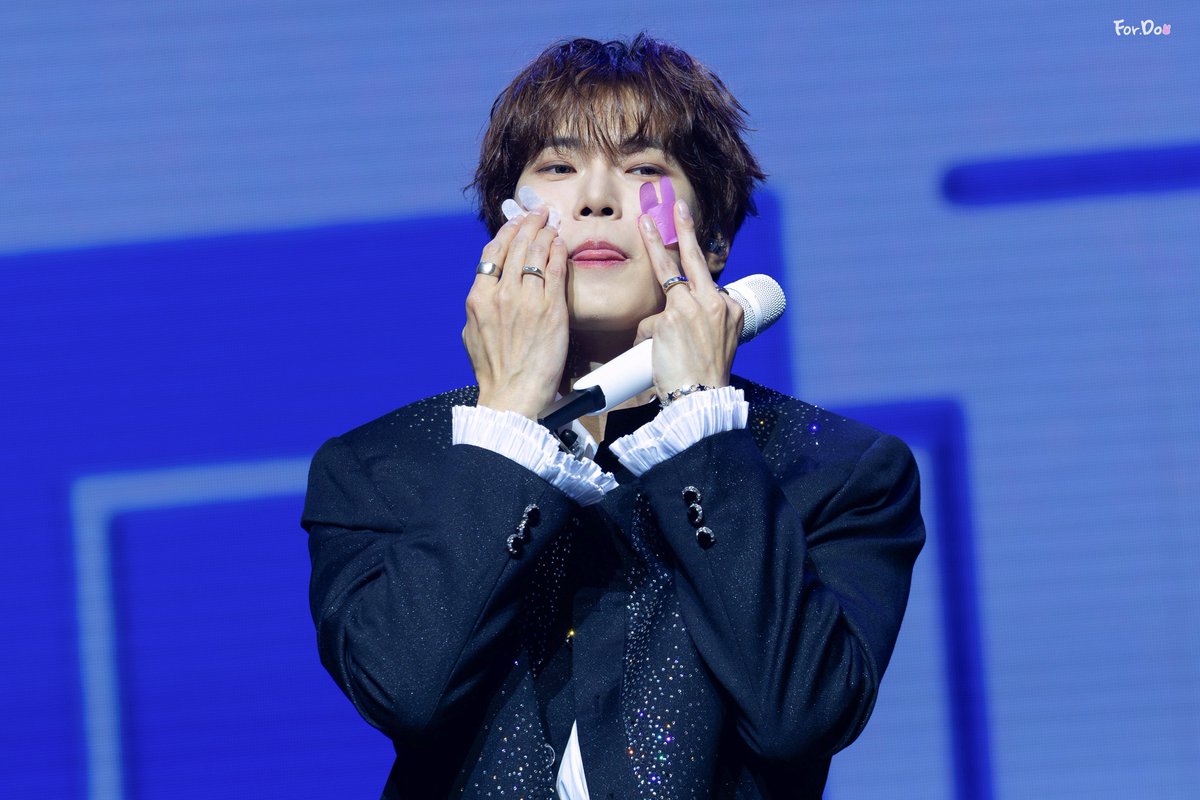 🐰💖

#도영이와_피워낸_새봄의_2주년
#SoloistDOYOUNG2Years