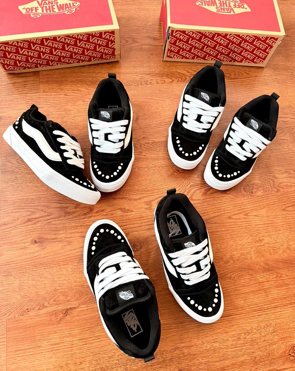 toppyshow's tweet image. Shop latest Knu Skool Vans ‘Pearls’
Size: 40-45
Colors: As Displayed 
Price: ₦60,000
Location: Lagos 
Dm to order now &amp;amp; kindly retweet
#sneakers #kicks #shoeonlinevendor #vans