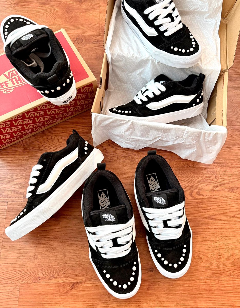 toppyshow's tweet image. Shop latest Knu Skool Vans ‘Pearls’
Size: 40-45
Colors: As Displayed 
Price: ₦60,000
Location: Lagos 
Dm to order now &amp;amp; kindly retweet
#sneakers #kicks #shoeonlinevendor #vans
