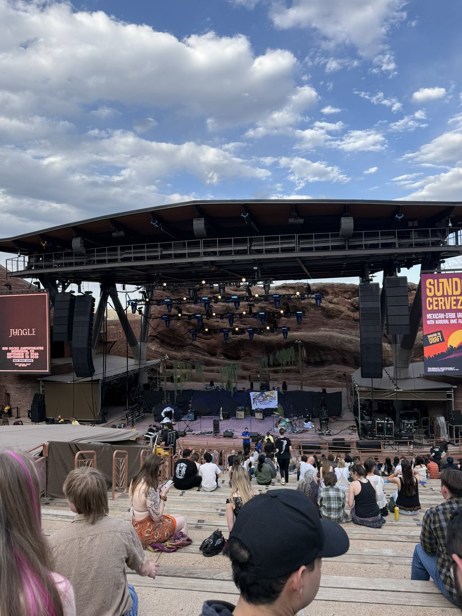 overnostalgic's tweet image. #view 🥰