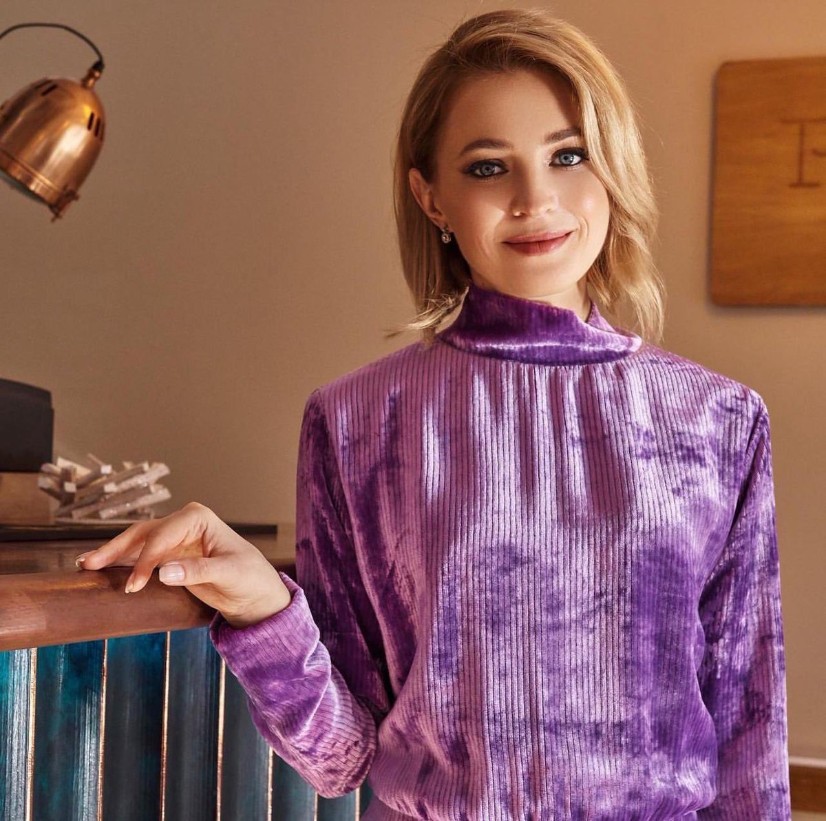 Sugar mommy tweet media