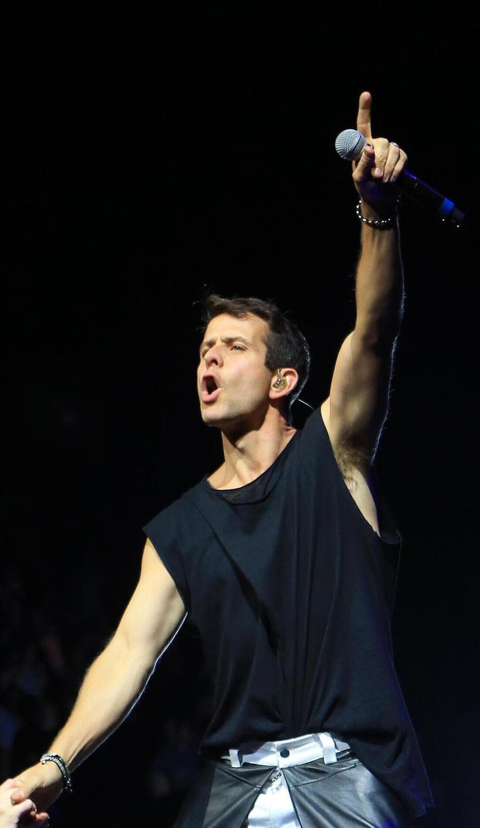 JoeysPackage's tweet photo. #MACATTACK 
Happy Tuesday Night, all! - T
#TossItBackTuesday #MainEventTour2015 #JoeMcIntyre #NKOTB https://t.co/WdD5h0tJVp