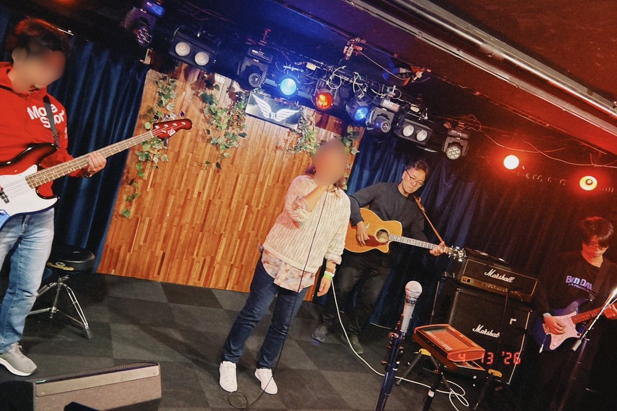 LivehouseYs's tweet photo. 本日のイベント✨
本日は「BANKARA」❗️ここで今までの様子の写真を。
ライブハウスデビューにはオススメのイベントです!
#川崎ys #ライブハウス #BANKARA #カラオケ #バンカラ https://t.co/V0ZVy0RIdQ