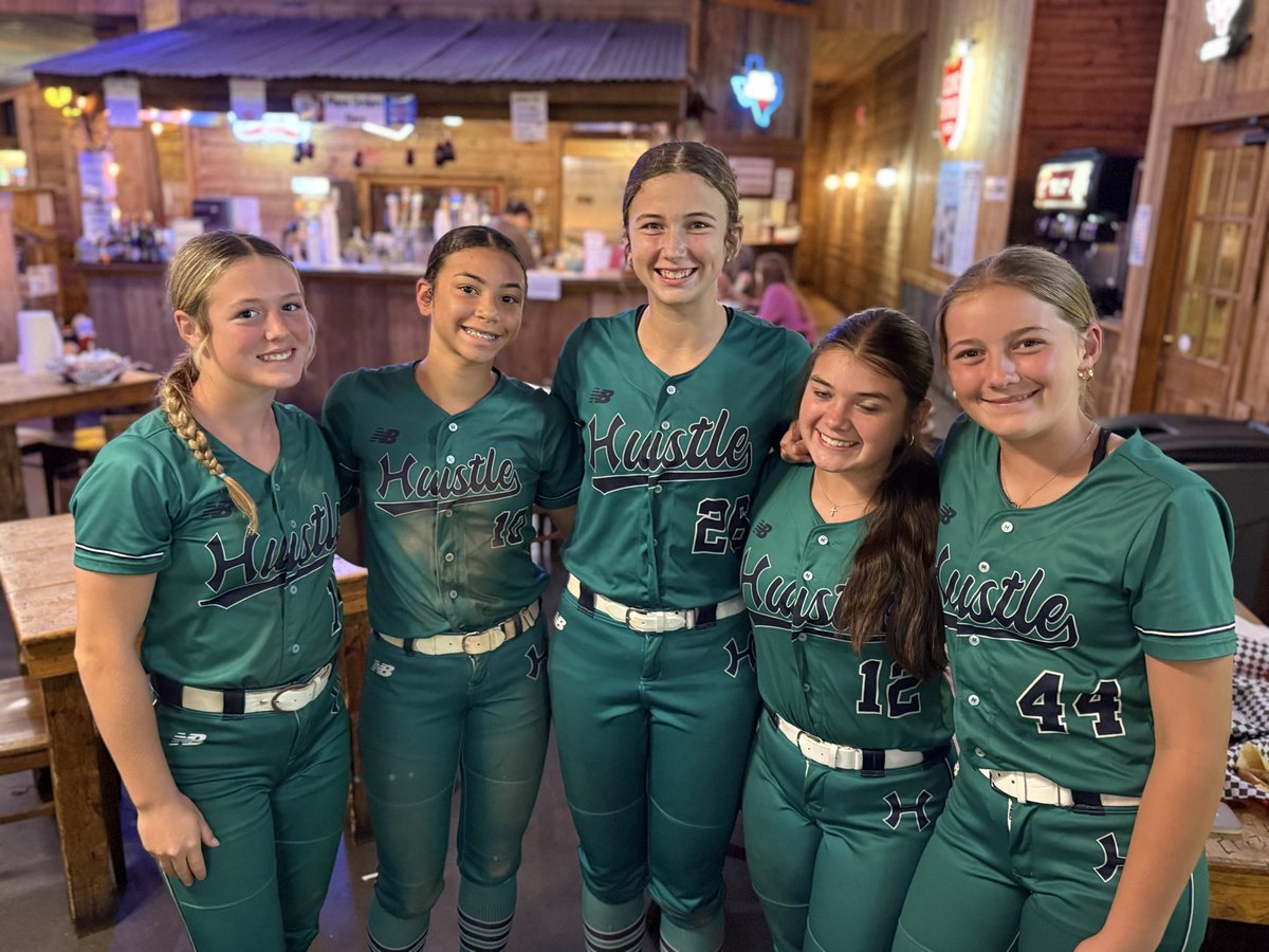 JessicaSuarezTX's tweet photo. Great tournament this weekend in college station! We made it into the gold bracket on Sunday but got knocked out in a close 4-3 loss. Can’t wait for the next in college station! https://t.co/NwJMUJtyzU