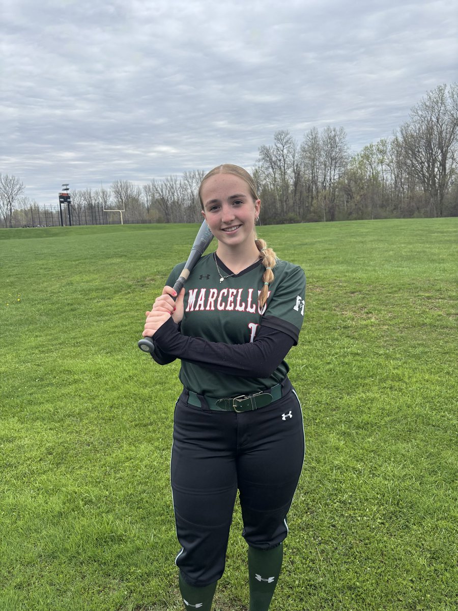 lisapatmac4's tweet photo. The Lady Mustangs improved to 4-3 with the 23-2 win over Phoenix. Millie Novitsky led the offense going 4 for 4 &amp; was a HR short of the cycle. Jordan O’Connor &amp; Zofia Polkowski each had 3 hits. Carly Sears earned the win on the mound. 🥎🐎💚 @PatSpadafore @blackwell_phil https://t.co/jkaKRQ6N1m