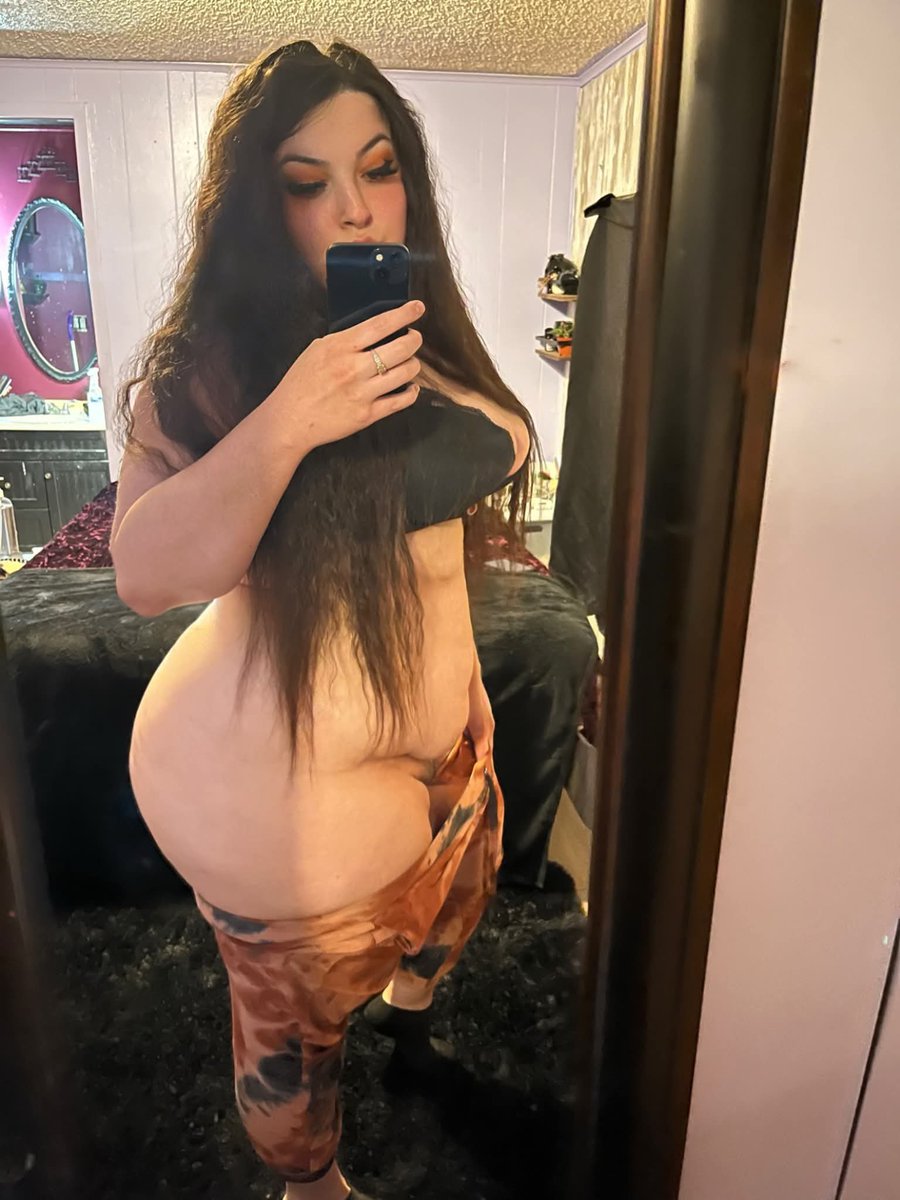 messy mechanic 🔧 tweet media