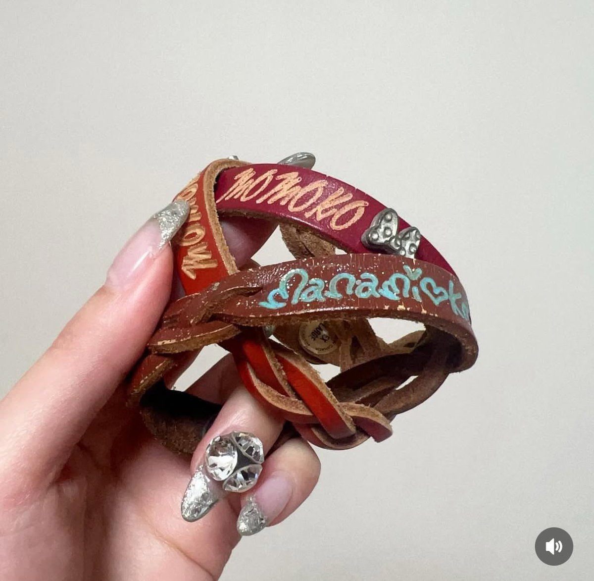 進撃のバズ動画 tweet media